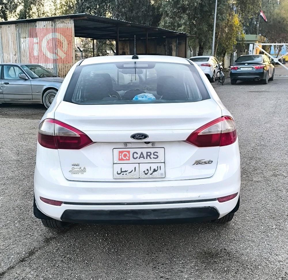 فورد فييستا